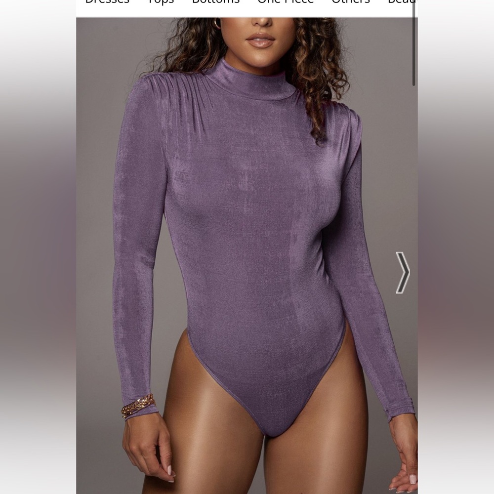 GRAPE KENZIA HIGH NECK BODYSUIT. Size medium